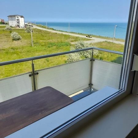 Studio Eva - Maria Residence Костинешти Экстерьер фото